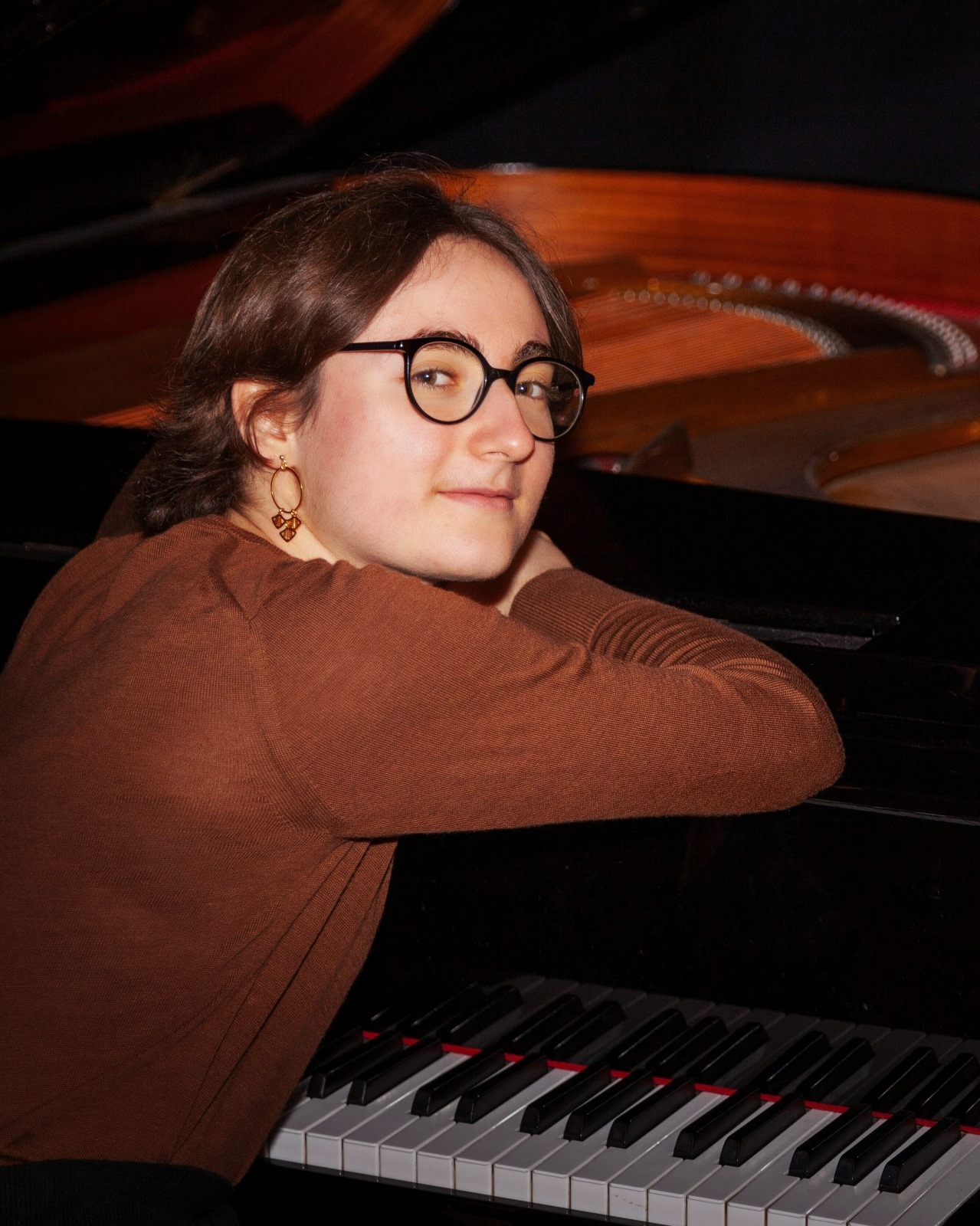 Rencontre avec la pianiste Lola Giry, à l’affiche duConcert du Bout de l’An des Saisons de la Voix